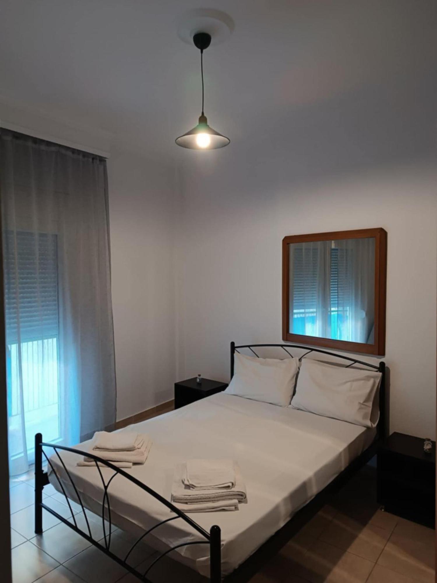 Nikos Apartment Кавала Экстерьер фото