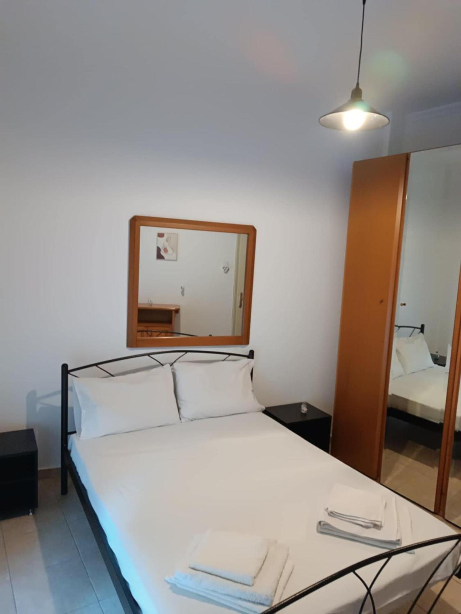 Nikos Apartment Кавала Экстерьер фото